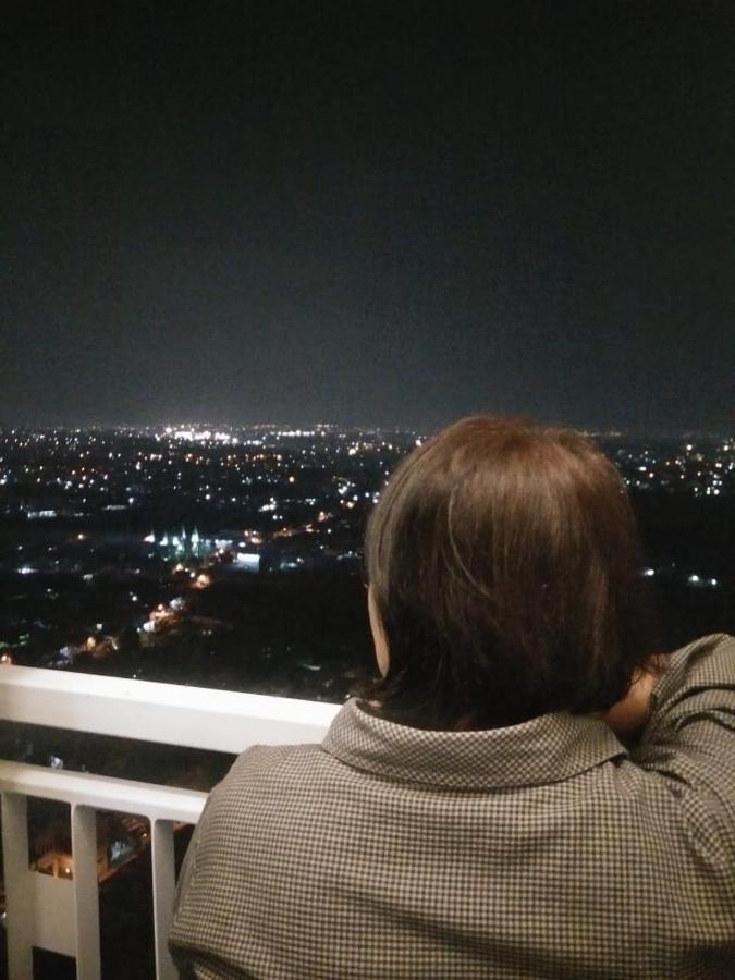 Apartemen Springlake Summarecon Bekasi-By Bu Johan エクステリア 写真