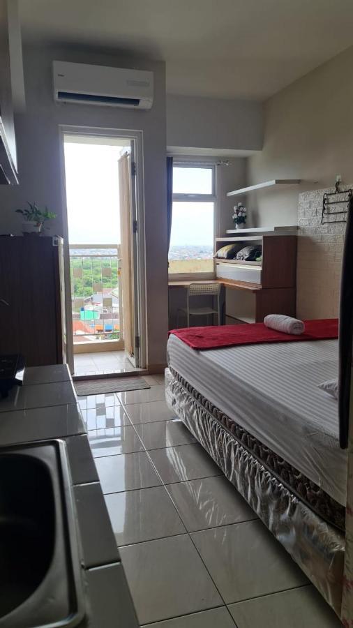 Apartemen Springlake Summarecon Bekasi-By Bu Johan エクステリア 写真