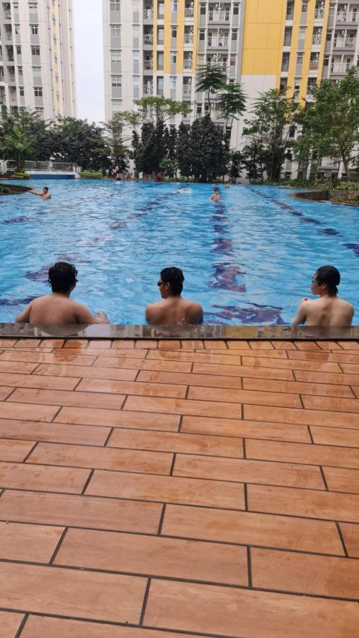 Apartemen Springlake Summarecon Bekasi-By Bu Johan エクステリア 写真