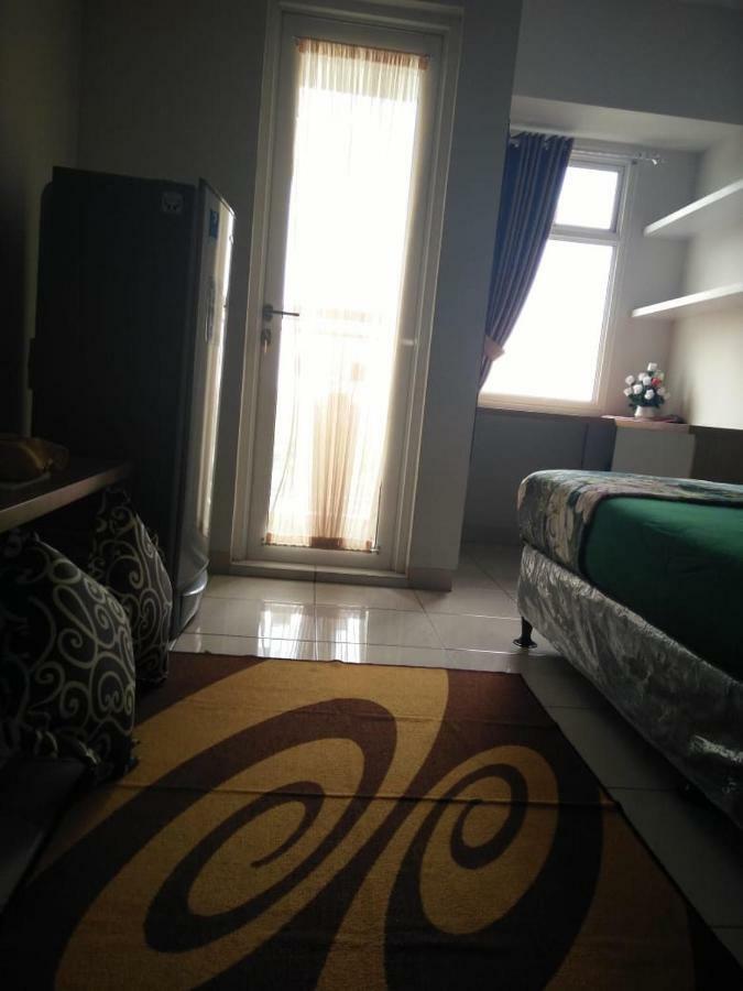Apartemen Springlake Summarecon Bekasi-By Bu Johan エクステリア 写真
